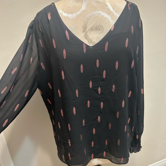 Blouse - Picture 2 of 2